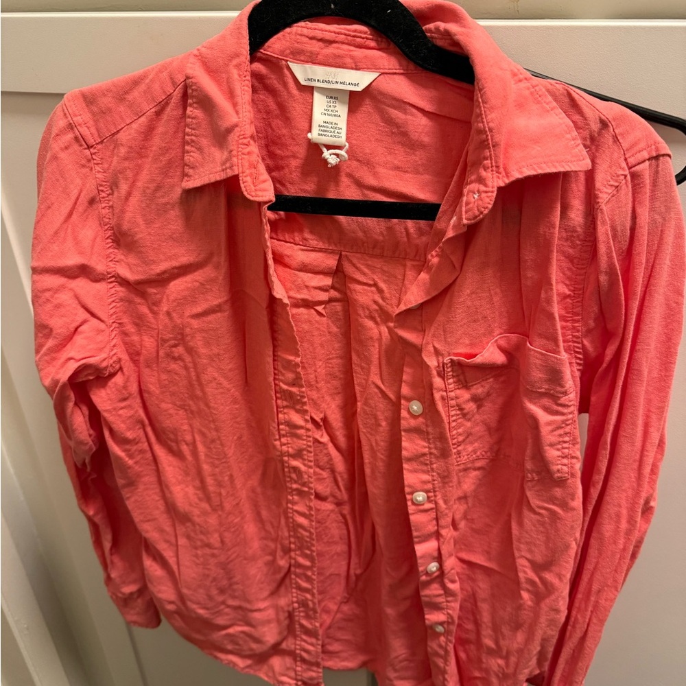 Pink collared linen shirt